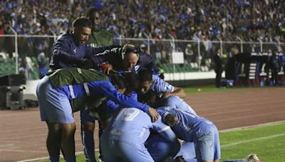 2-1. Dos brasileños golpean a Flamengo en La Paz y Bolívar mantiene su marcha perfecta