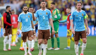 Echoes of England fans’ fury as Belgium limp into knockouts – and Ukraine go out