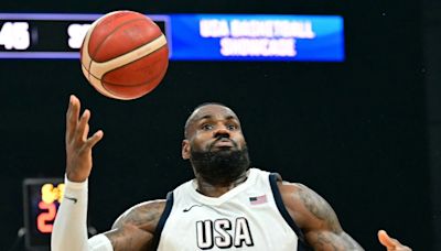 Olympia: Basketball-Superstar James trägt die Fahne der USA