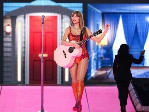 Silhueta em foto de show faz fãs de Taylor Swift acreditarem em apoio da artista a Kamala Harris