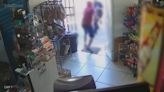 Empresário é baleado ao reagir a assalto em distribuidora de bebidas; vídeo