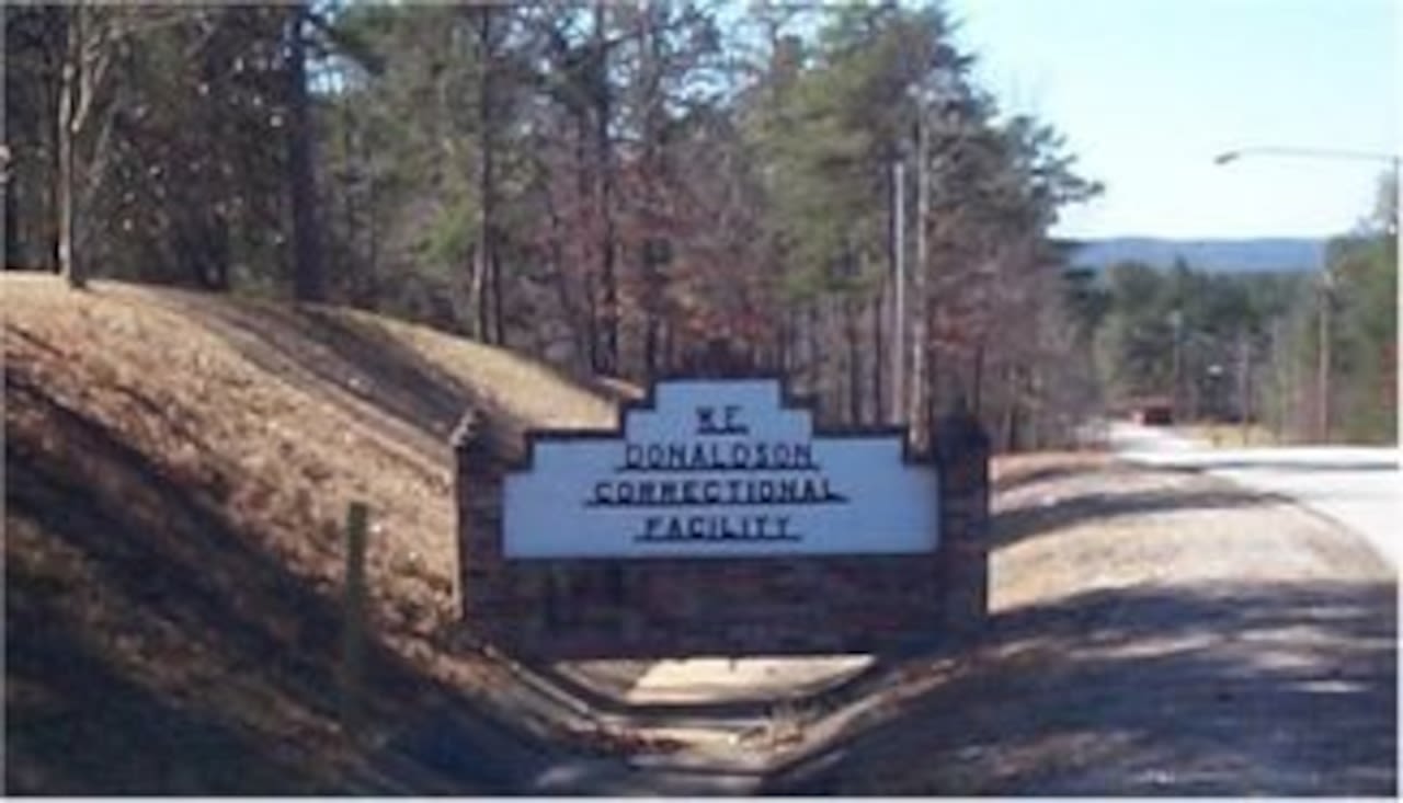 29-year-old inmate found dead in cell at William Donaldson Correctional Facility