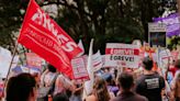 Greve dos servidores da educação completa um mês; governo federal anuncia nova proposta