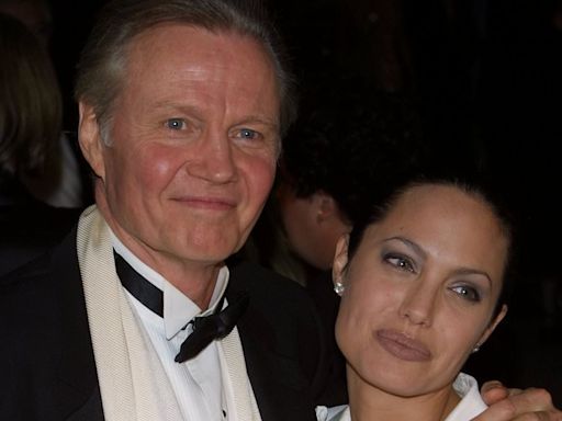 Angelina Jolie's dad Jon Voigt pours fuel on vicious family feud