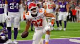 Chiefs star Travis Kelce shakes off an ankle injury with a key TD catch after his brief absence