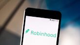 Robinhood CEO Vladimir Tenev sells over $426k in company stock By Investing.com