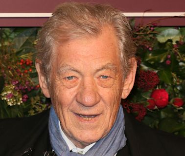 Nach Sturz von der Bühne: Ian McKellen legt Zwangspause ein