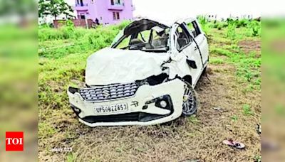 Boy and Grandfather Killed in Accident, Parents Injured | Lucknow News - Times of India