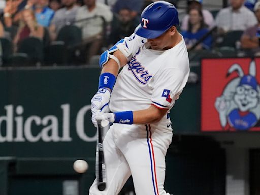 Lowe hits pair of 2-run homers, Eovaldi pitches 7 scoreless as Texas snaps 11-game skid to Padres