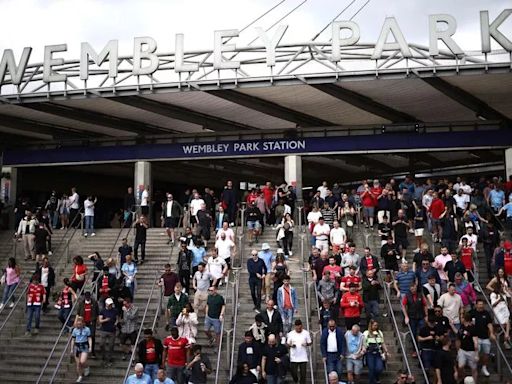 How to get home from Taylor Swift's Eras tour to Banbury, Aylesbury, High Wycombe and more as Chiltern Railways scraps Wembley Stadium stop