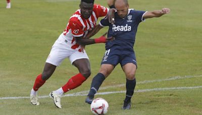 Jordy Caicedo, un hombre de fe: el ariete, que impactó en su debut con un doblete, dedica cada cada gol a Dios