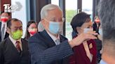 罹攝護腺癌又小中風！87歲連戰「近況曝光」韓國瑜北上探望
