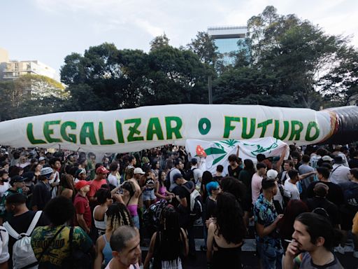 La Marcha de la Marihuana en Brasil protesta contra la política antidrogas del Parlamento