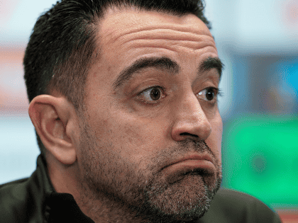 Barcelona despide a Xavi Hernández