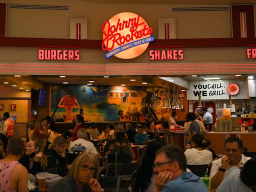 Justice Department accuses Andrew Wiederhorn, former CEO of Fatburger and Johnny Rockets, of $47 million scheme to avoid paying taxes