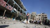 La UNRWA condena el bombardeo de Israel en una de sus escuelas en Nuseirat y habla de "otro día horrible"