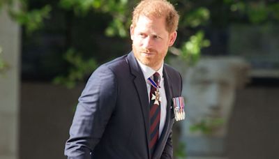'Wary' Prince Harry 'expecting to be booed' at St Pauls says body language pro