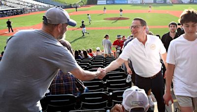 Gov. Josh Shapiro throws out first pitch at Stormers game [photos]