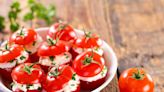 Tomates farcies au fromage frais : la recette sans cuisson et très légère