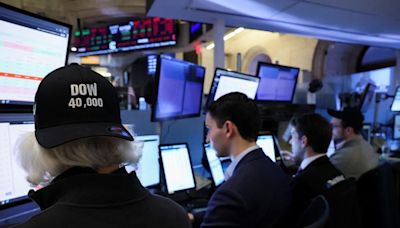 Wall Street avanza a la espera de señales de la Fed y el IPSA sube - La Tercera