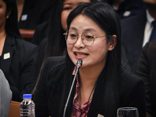Teacher Rubilyn is fake? Record shows Alice Guo went to school in QC