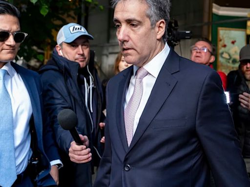 Michael Cohen se enfrenta al interrogatorio de los abogados de Trump en el juicio que tiene en vilo a Estados Unidos