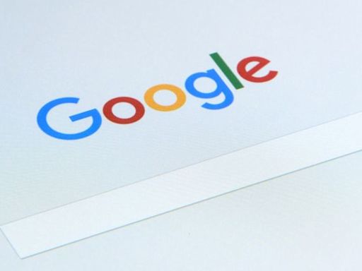 The Trend Of High Returns At Alphabet (NASDAQ:GOOGL) Has Us Very Interested