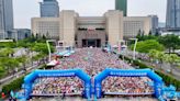 路跑／2萬人最健康方式慶祝母親節 第21屆舒跑杯齊聚北市府廣場開跑