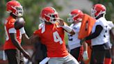 Where does Browns QB Deshaun Watson feel his shoulder recovery stands to start minicamp?