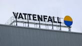 Sweden's Vattenfall posts flat Q1 operating profit, benefits from lower hedging