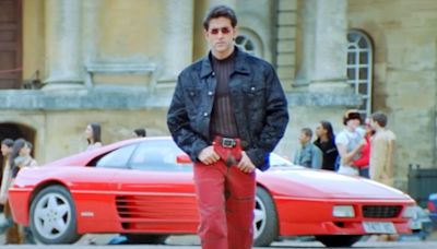 When Hrithik Roshan almost wore a ’girly t-shirt’ for this scene in ’Kabhi Khushi Kabhie Gham...’ - watch video