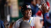Red Sox rack up 16 hits in 8-0 win over Guardians