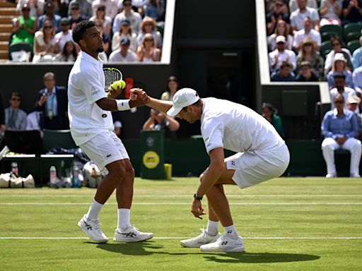 Hubert Hurkacz injures knee on Wimbledon dive, retires down match point to Arthur Fils | Tennis.com