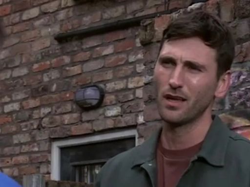 ITV Coronation Street fans 'have feeling' about Kit Green as they're 'convinced' of Weatherfield link