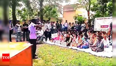 Guest Faculty Protests Against Job Losses Amid Government Appointments | Ludhiana News - Times of India