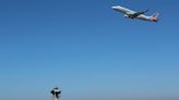 U.S. appeals court blocks airline fee disclosure rule