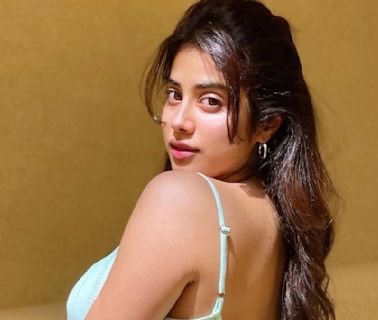 Mumbai: Bollywood Actor Janhvi Kapoor Admitted In Hospital