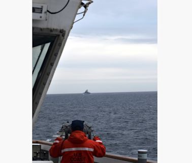 US Coast Guard spots Chinese naval ships off Alaska island