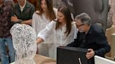 El escultor Jaume Plensa abre su taller, en una visita guiada, a la Princesa Leonor y a la Infanta Sofía