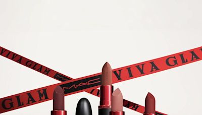 MAC celebra 30 anos de Viva Glam e anuncia Kim Petras como nova garota-propaganda