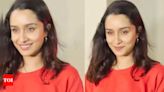 WATCH: Shraddha Kapoor gets mobbed post 'Stree 2' screening, actress blushes as paps say, 'film hit hai' | Hindi Movie News - Times of India