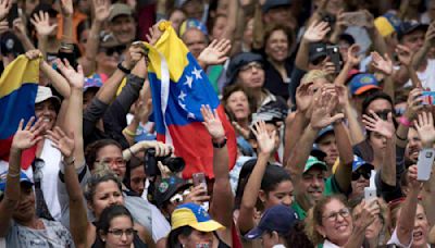 Habrá nuevo permiso especial de permanencia a venezolanos en Colombia