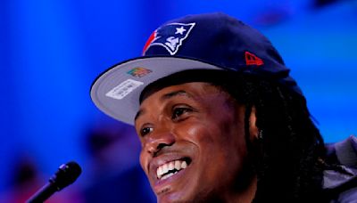 Dont’a Hightower thrilled to be back with Patriots as assistant coach