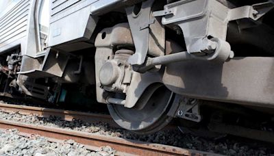 Engine, two bogies of express train detach from other coaches in Bihar's Samastipur