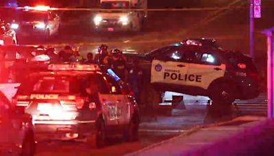 SIU investigating serious crash involving Toronto police cruiser in North York