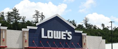 Lowe's beats estimates, even as DIY consumers pull back