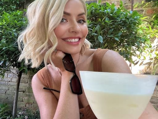 Inside Holly Willoughby’s secret leaving party with celeb mates as she quits UK to film new Netflix show in Costa Rica