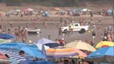 Las cuatro playas del Puerto de Santa María, Cádiz, pierden su bandera azul por la falta de socorristas