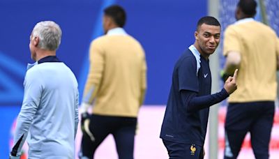 Mbappé, contra su ídolo Cristiano y contra Le Pen