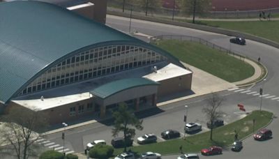 1 student hospitalized, 2 others arrested after fights break out, lockdown at Abington High School